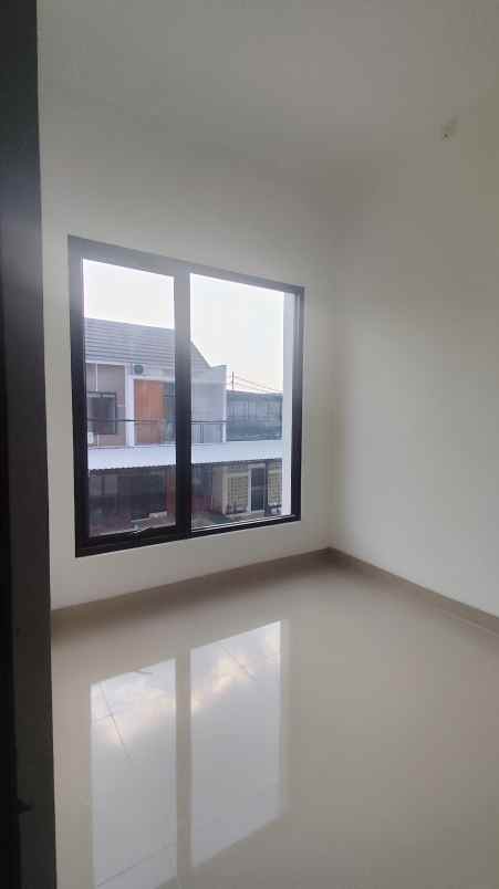 dijual rumah jl pandawa lima raya