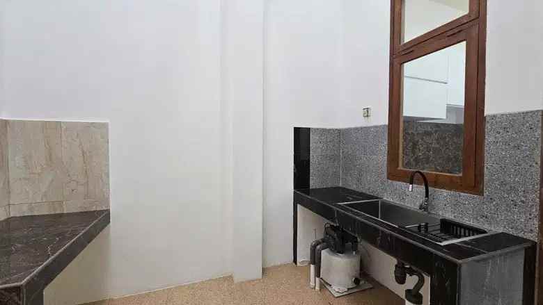 dijual rumah jl pondok kelapa duren