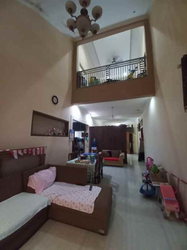 dijual rumah jl pondok kelapa raya