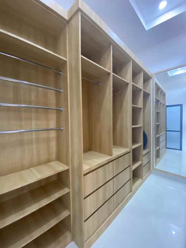 dijual rumah jl rambutan iii