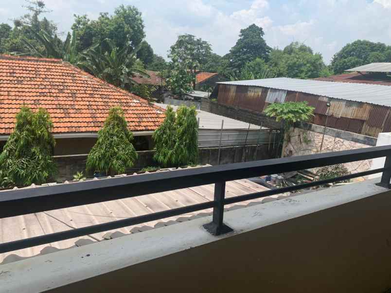 dijual rumah jl rambutan jatimekar