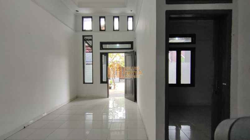 dijual rumah jl ranggamekar