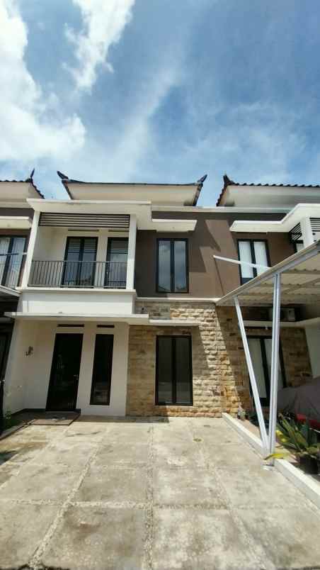 dijual rumah jl raya arco sawangan kota