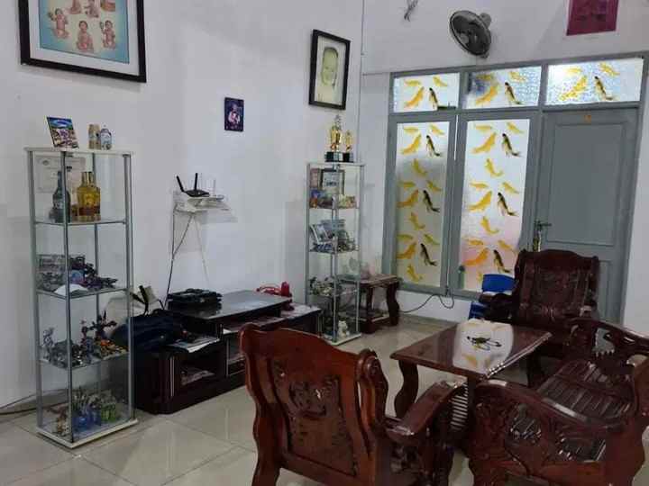 dijual rumah jl taman palem lestari