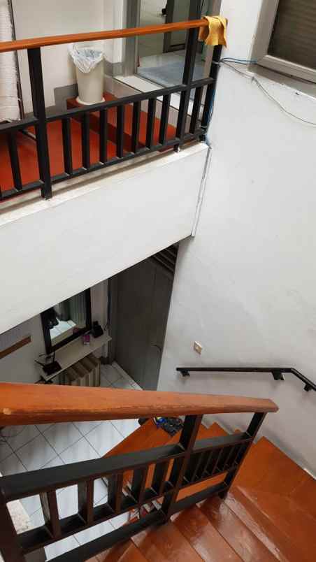 dijual rumah jl tebet timur iii