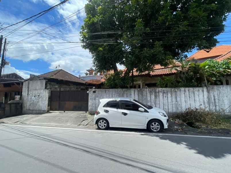 dijual rumah jl tukad banyu sari no 32b