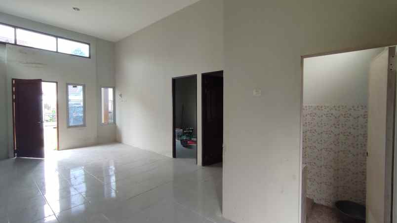 dijual rumah jl ujung pandang 2 komp