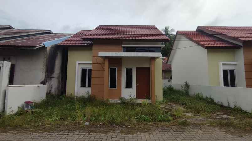 dijual rumah jl ujung pandang 2 komp