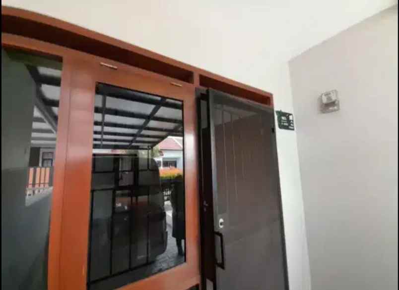 dijual rumah jln derwati rancasari kota