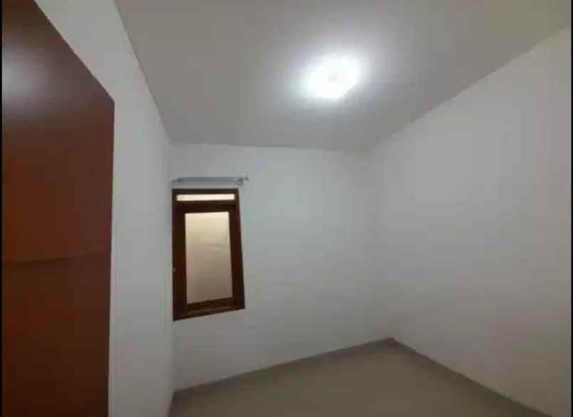 dijual rumah jln derwati rancasari kota