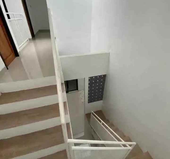 dijual rumah jln kaliurang km 13 dekat
