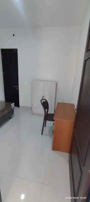 dijual rumah jln raya kalimulya