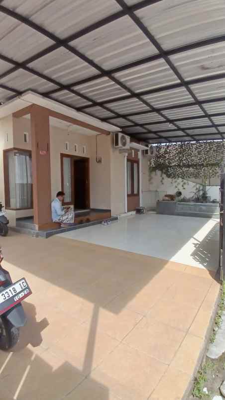 dijual rumah kalasan