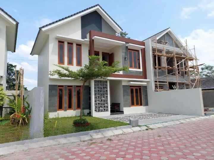 dijual rumah kalasan sleman