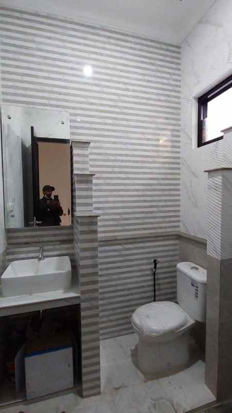 dijual rumah kalisari