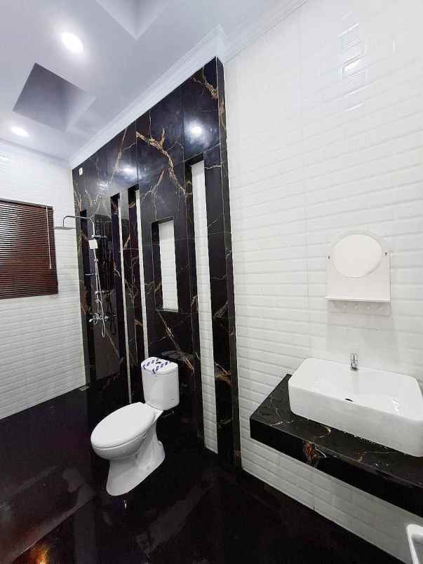 dijual rumah kalisari