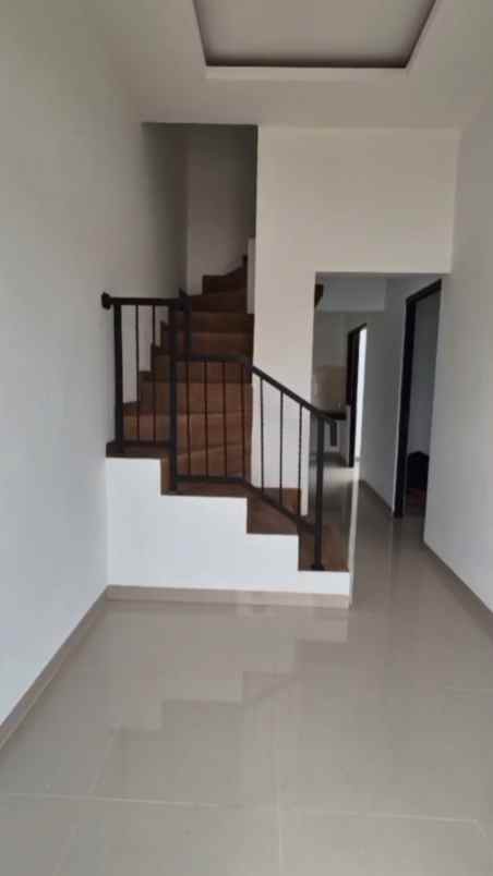 dijual rumah kalisari pasar rebo