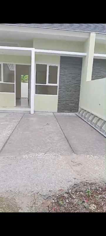 dijual rumah kalisuren