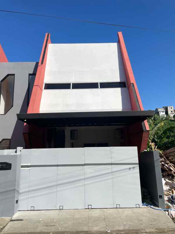 dijual rumah kampung padi cisitu indah