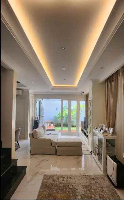 dijual rumah karang tengah