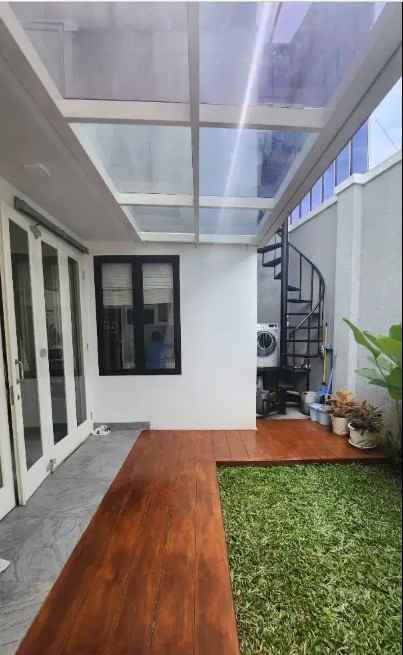 dijual rumah karang tengah