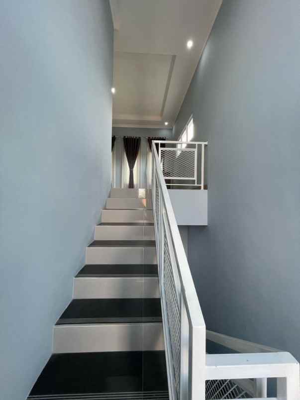 dijual rumah karangmojo purwomartani