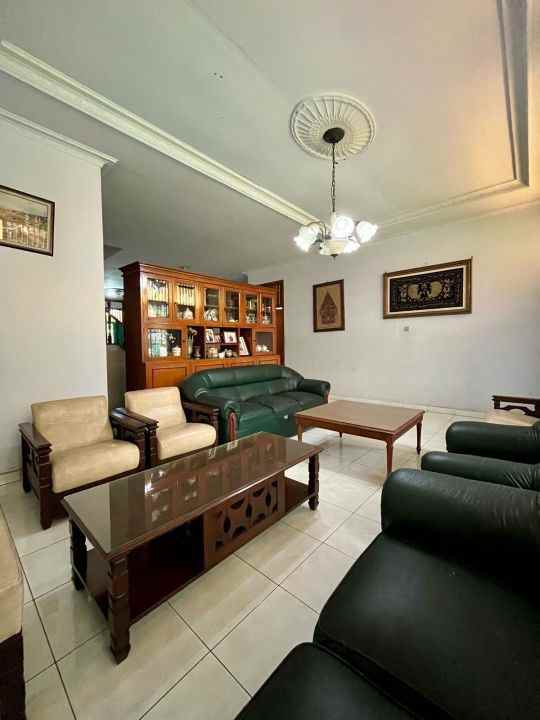 dijual rumah karet kuningan