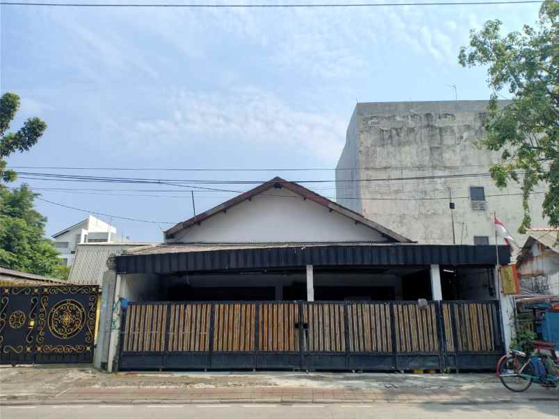 dijual rumah kebon bawang