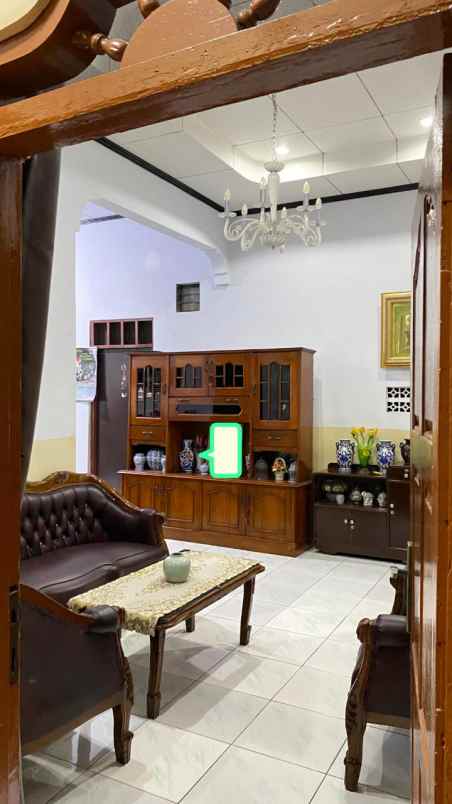 dijual rumah kebon bawang