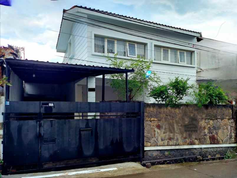 dijual rumah kec parongpong