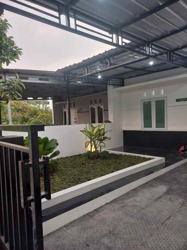 dijual rumah kel pedurungan kec