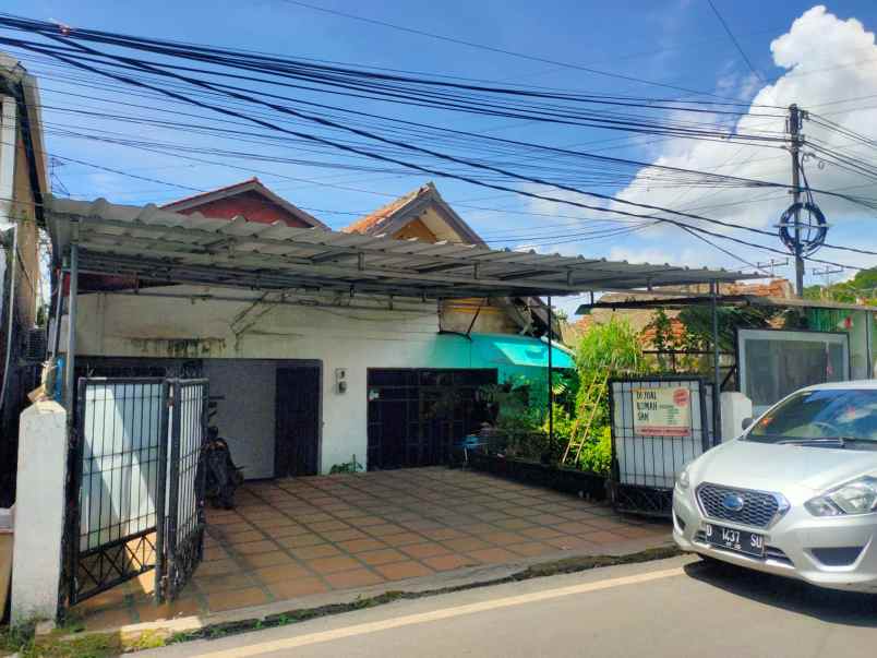 dijual rumah kelurahan cibabat