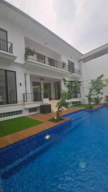 dijual rumah kemang dalam