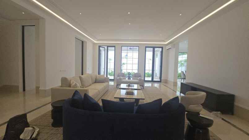 dijual rumah kemang dalam