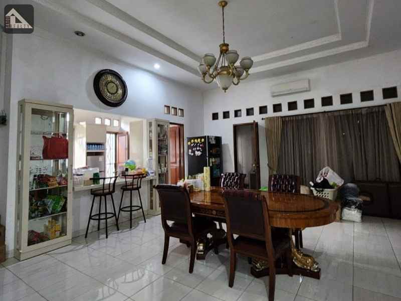 dijual rumah kemang timur jakarta selatan