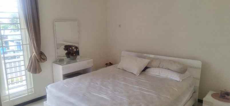 dijual rumah klampis