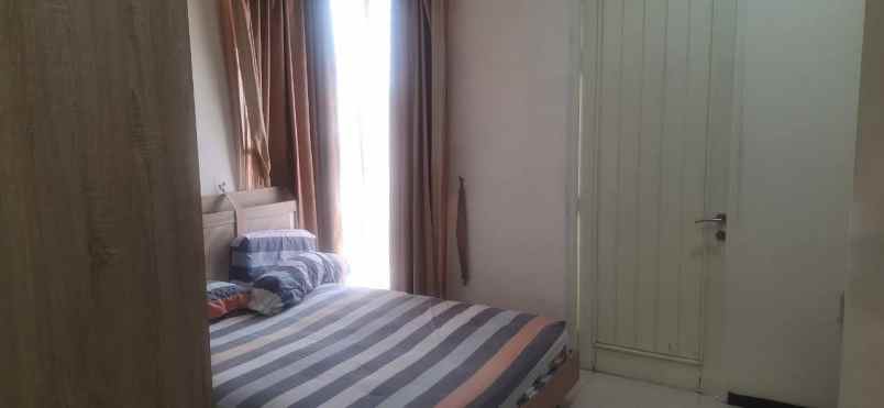 dijual rumah klampis