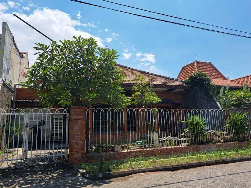 dijual rumah klampis wisma mukti