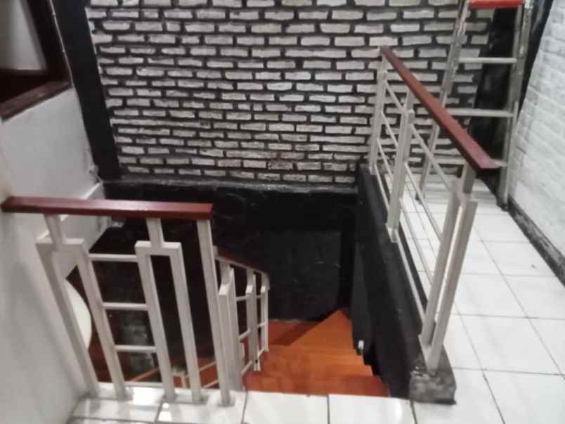 dijual rumah komplek bahagia permai