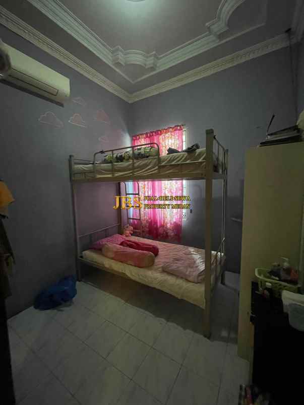 dijual rumah komplek cemara hijau jalan