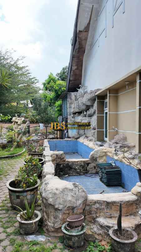 dijual rumah komplek cemara hijau jalan