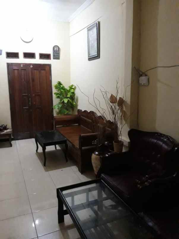 dijual rumah komplek graha bukit raya 3