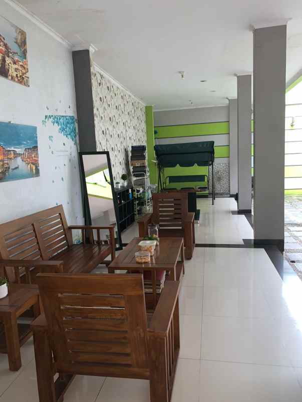 dijual rumah komplek kemang pratama