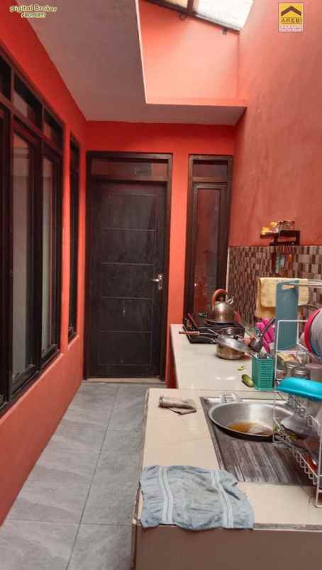 dijual rumah komplek pesona alam