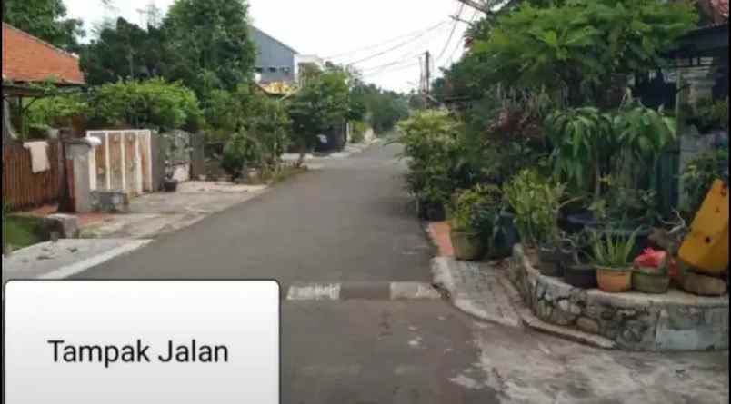 dijual rumah komplek pln cipinang