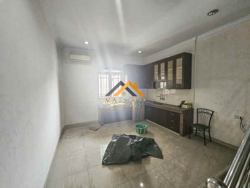 dijual rumah komplek prima minimalis