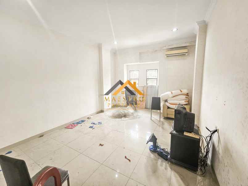 dijual rumah komplek prima minimalis