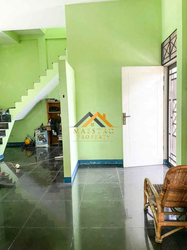 dijual rumah komplek wartawan jalan