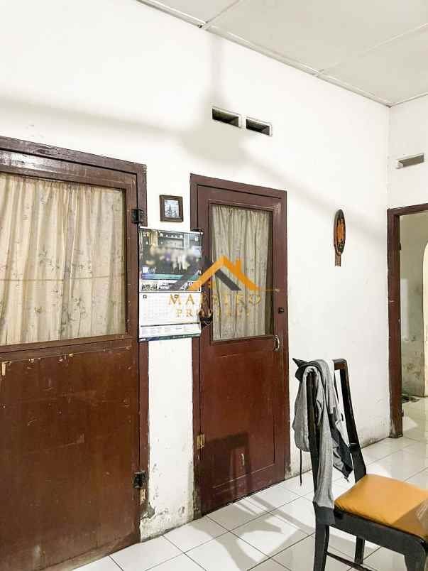 dijual rumah komplek wartawan jalan