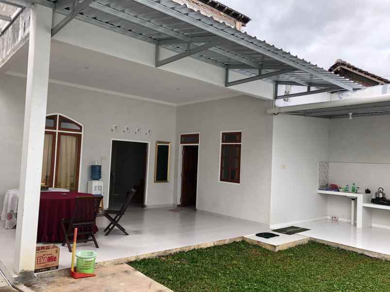 dijual rumah kongklangan kotesan